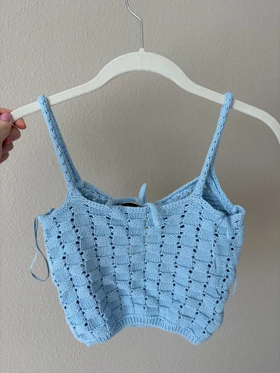 Zara Crochet Crop Top - Picture 2 of 2